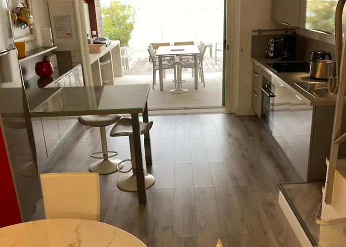 Belle Vue Piscine Parking A Pied