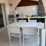 Belle Vue Piscine Parking A Pied Villa